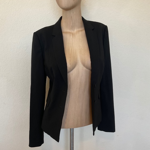 Hugo Boss RARE Jaru Italian Stretch Wool Blazer Black Tailored Tapered EUC US 6 - Picture 16 of 16
